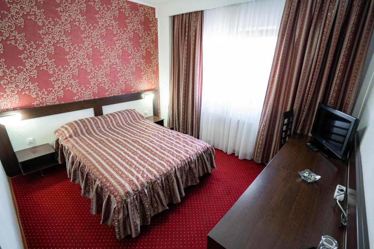Hotel Polaris Scheia Esterno foto